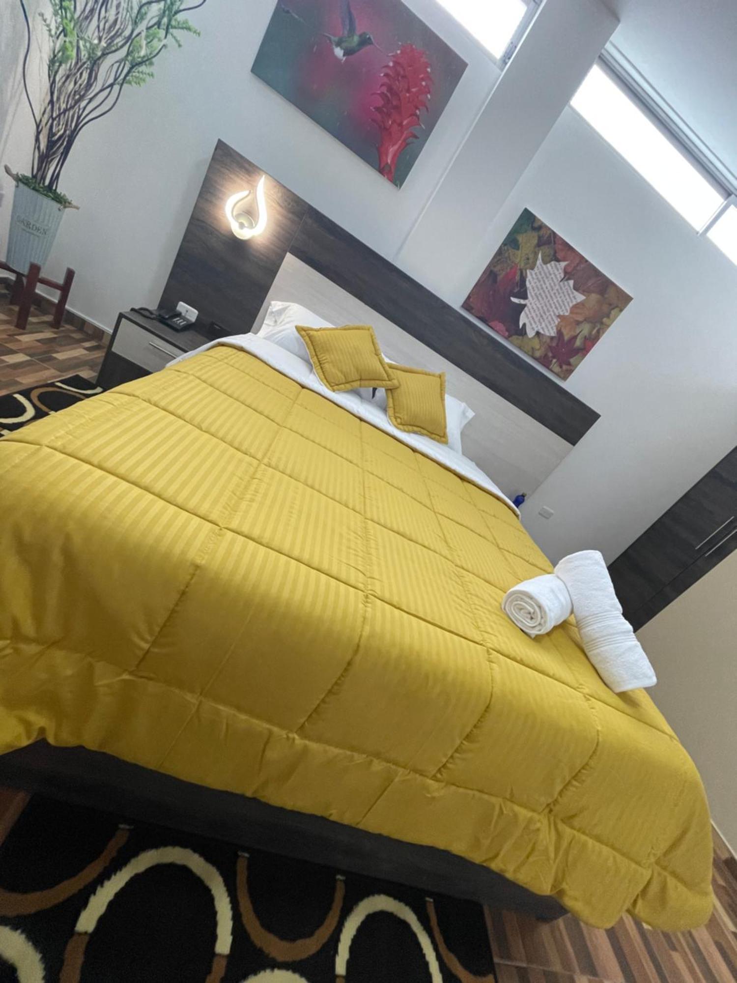 Sara Hotel איבארה מראה חיצוני תמונה