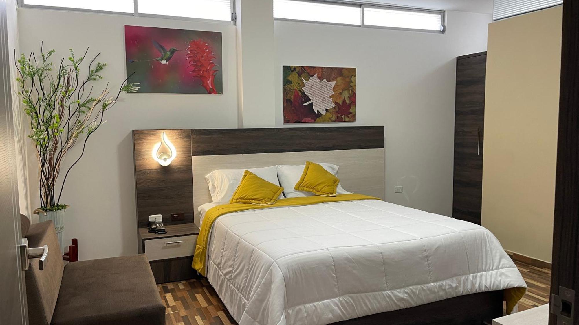 Sara Hotel איבארה מראה חיצוני תמונה